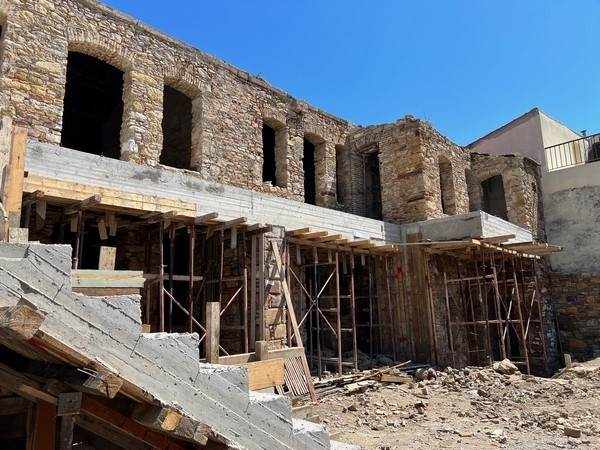 (Προς Πώληση) Κατοικία Κτήριο || Ν. Χίος/Χίος Χώρα - 345 τ.μ, Τιμή: 250.000€ 