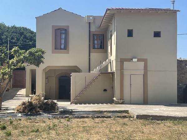 (Προς Πώληση) Κατοικία Μονοκατοικία || Ν. Χίος/Χίος Χώρα - 230 τ.μ, Τιμή: 285.000€ 